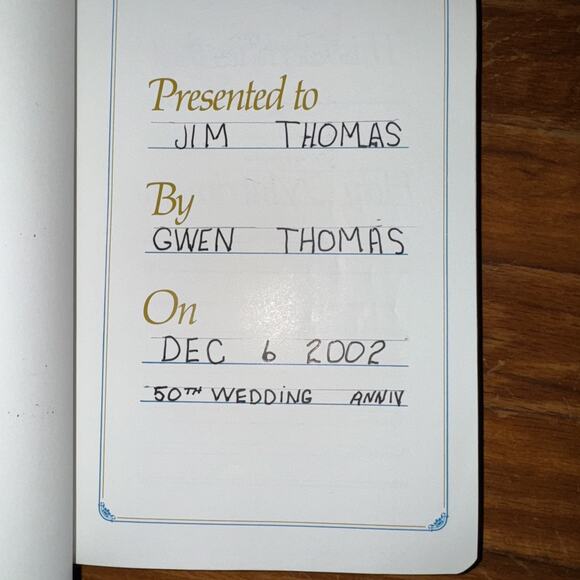 NIV Large Print Thinline Bible 1996 Black Bonded Leather Damaged Ribbon - Picture 7 of 15